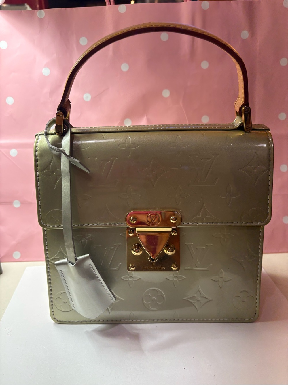 Louis Vuitton Vernis Spring Street Top Handle Bag in Light Green VI 0051